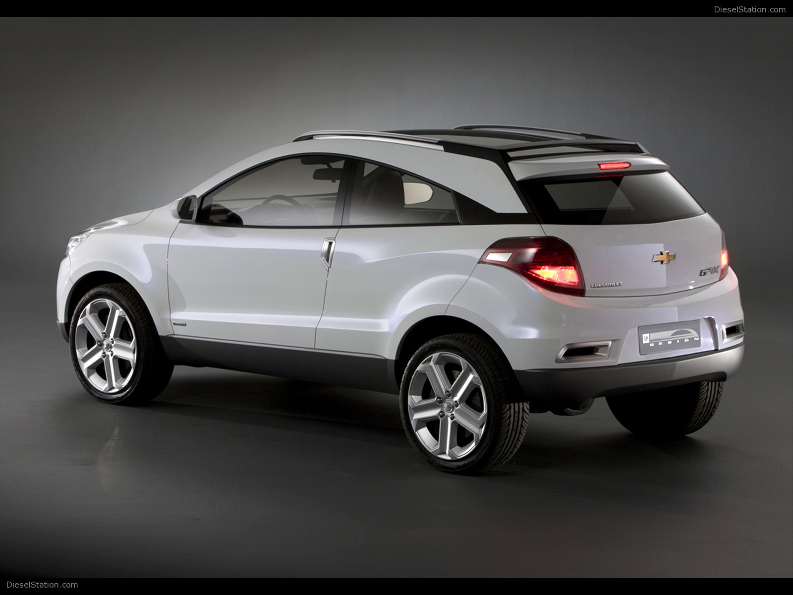 Chevrolet GPiX Crossover Coupe Concept